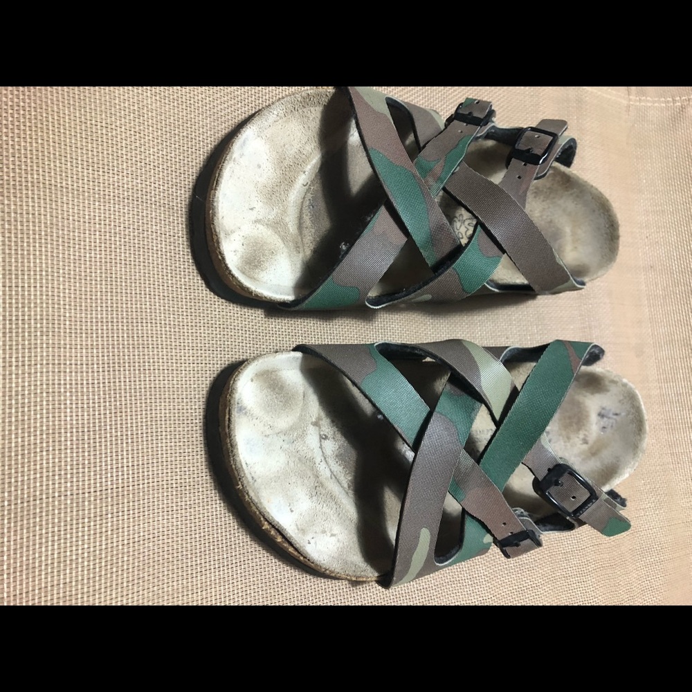 Camouflage Birkenstock’s